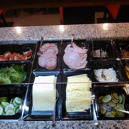 Pietari Kylliaeinen Hotel