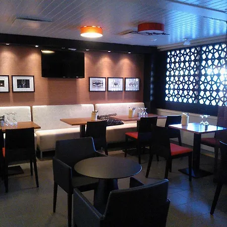 Pietari Kylliaeinen Hotel 3*