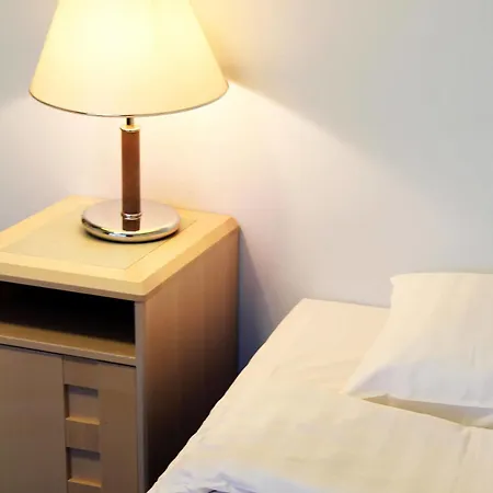 Pietari Kylliaeinen 3* Savonlinna