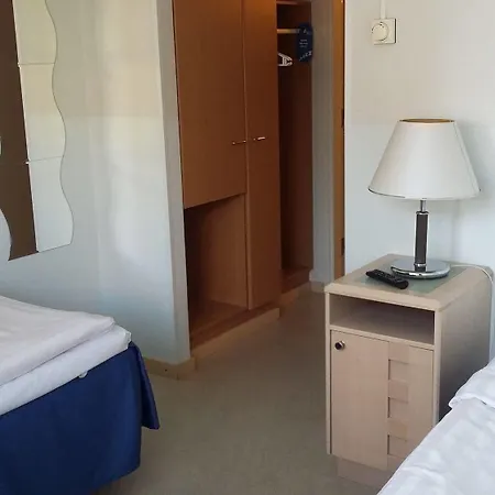 Pietari Kylliaeinen 3* Savonlinna